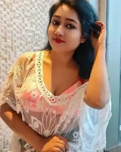 Escort Rajura